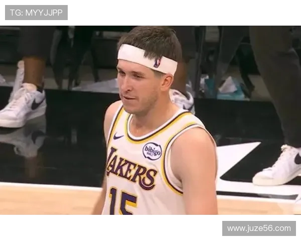 51 + 准三双弑旧主！里夫斯暴走，威少 4 记三分难救主